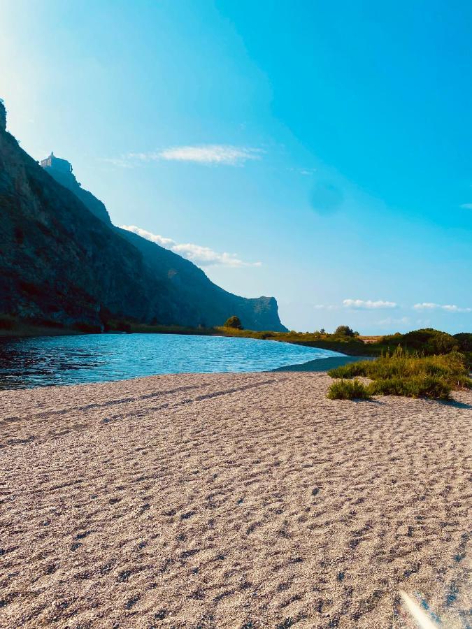 Casa Zona Mare Leilighet Oliveri Eksteriør bilde